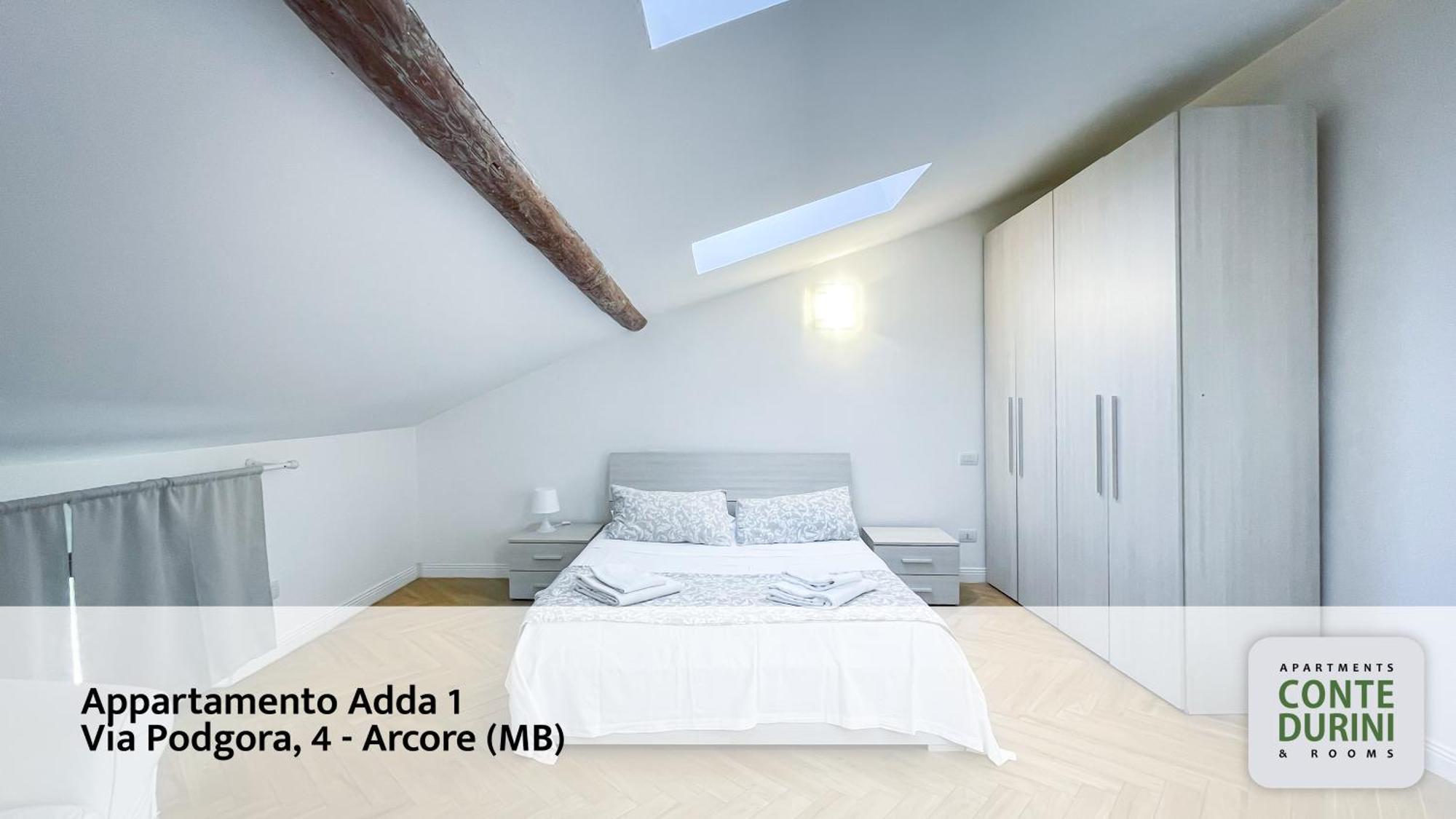Conte Durini Apartments & Rooms Arcore Bagian luar foto