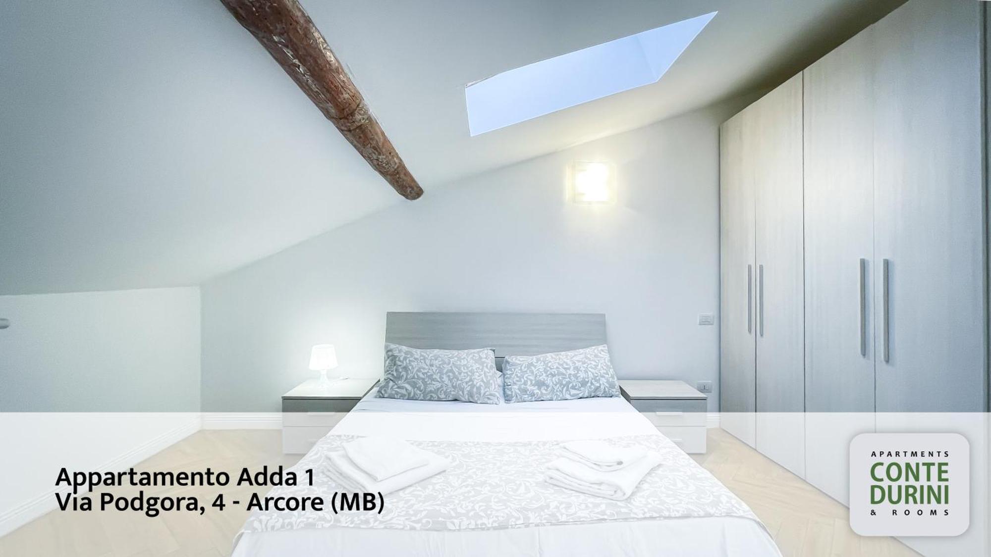 Conte Durini Apartments & Rooms Arcore Bagian luar foto